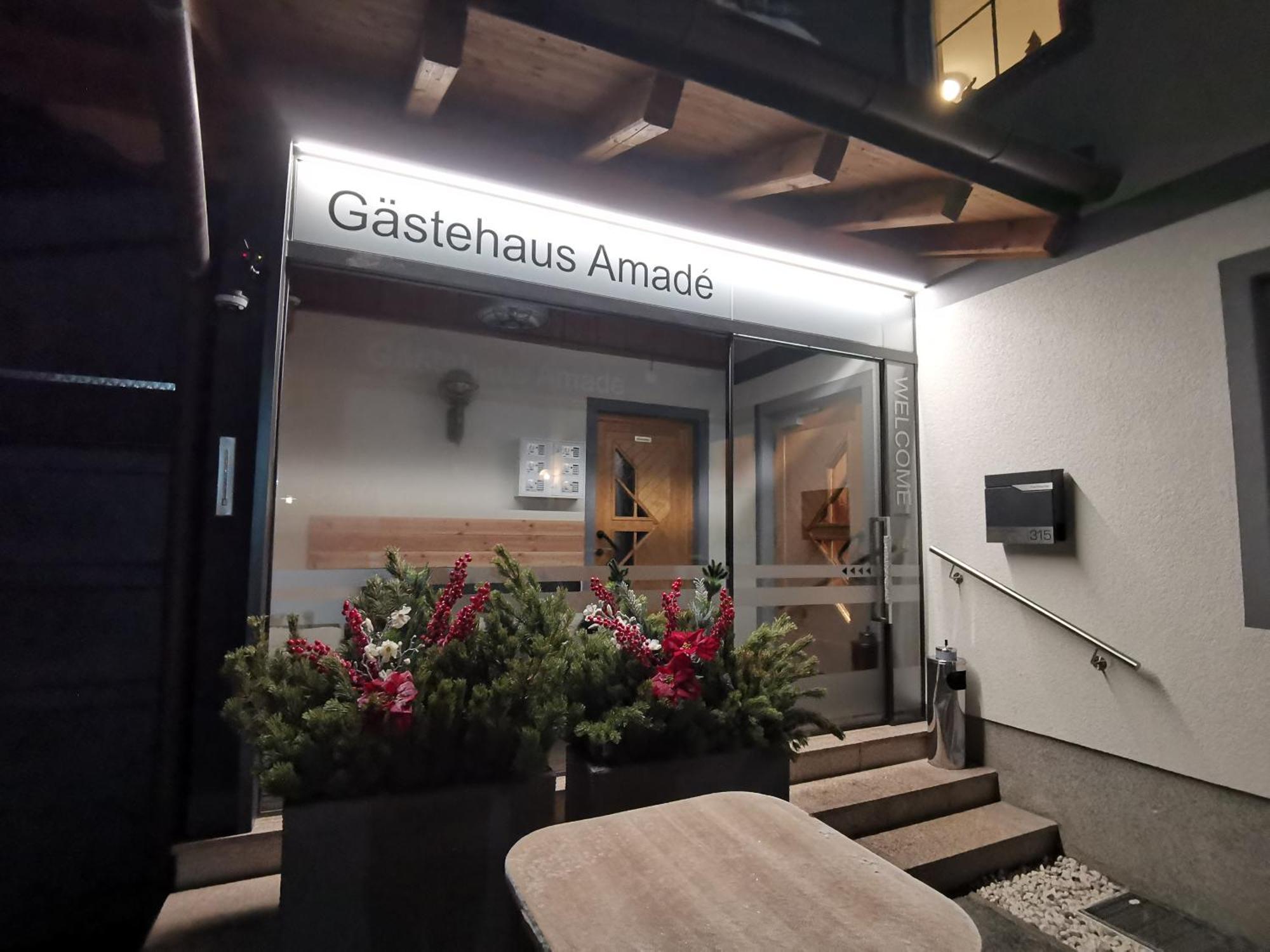 Gaestehaus Amade Flachau Buitenkant foto