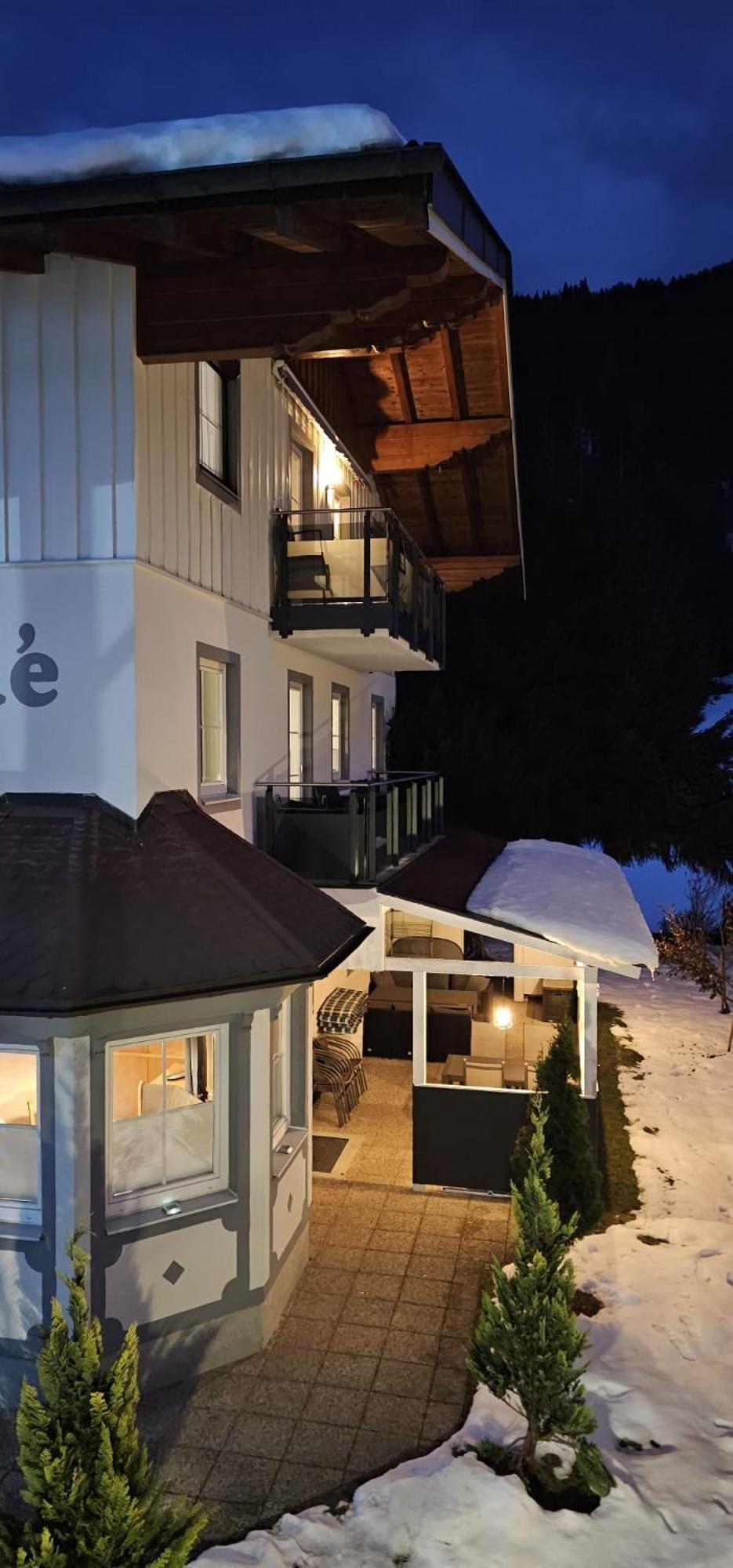 Gaestehaus Amade Flachau Buitenkant foto