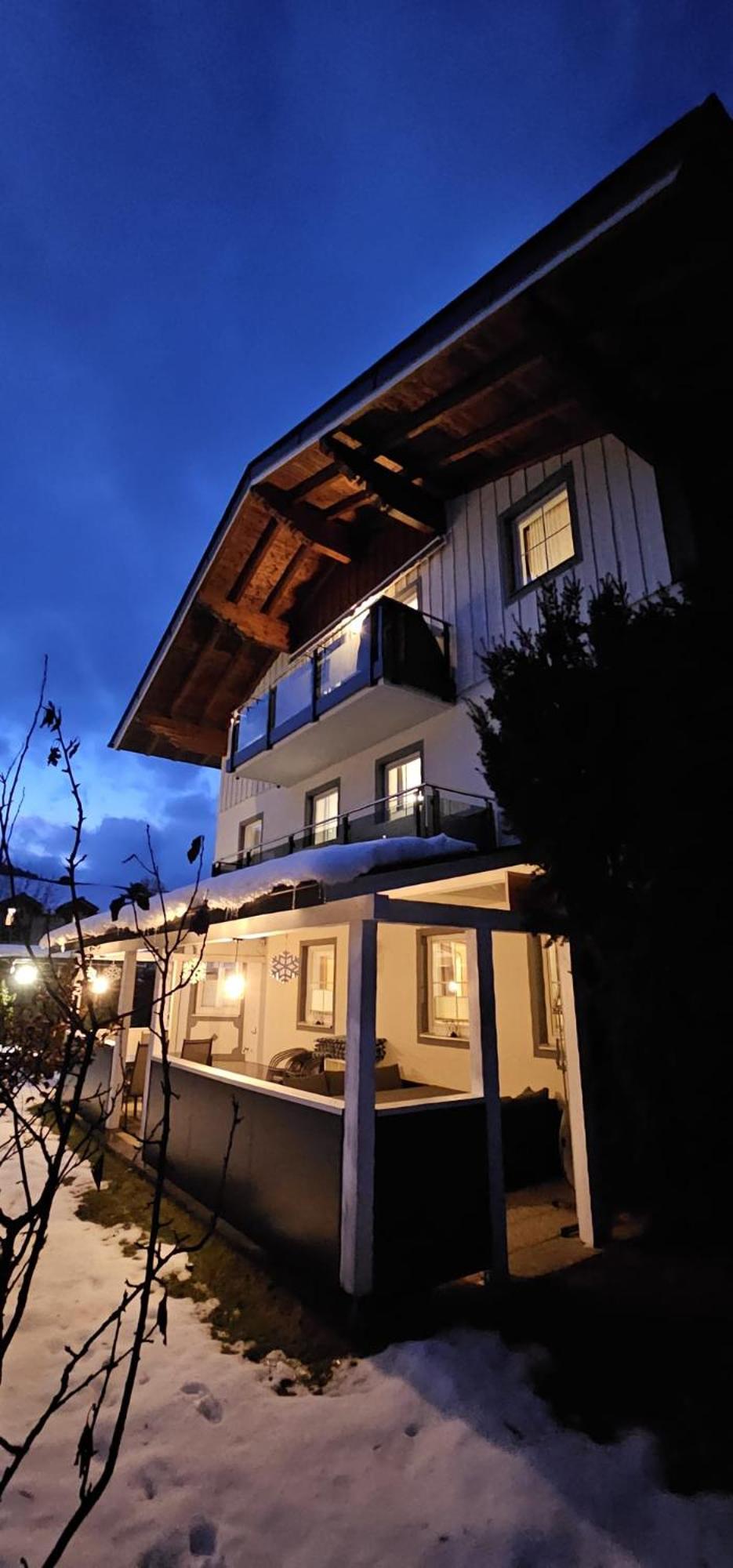 Gaestehaus Amade Flachau Buitenkant foto
