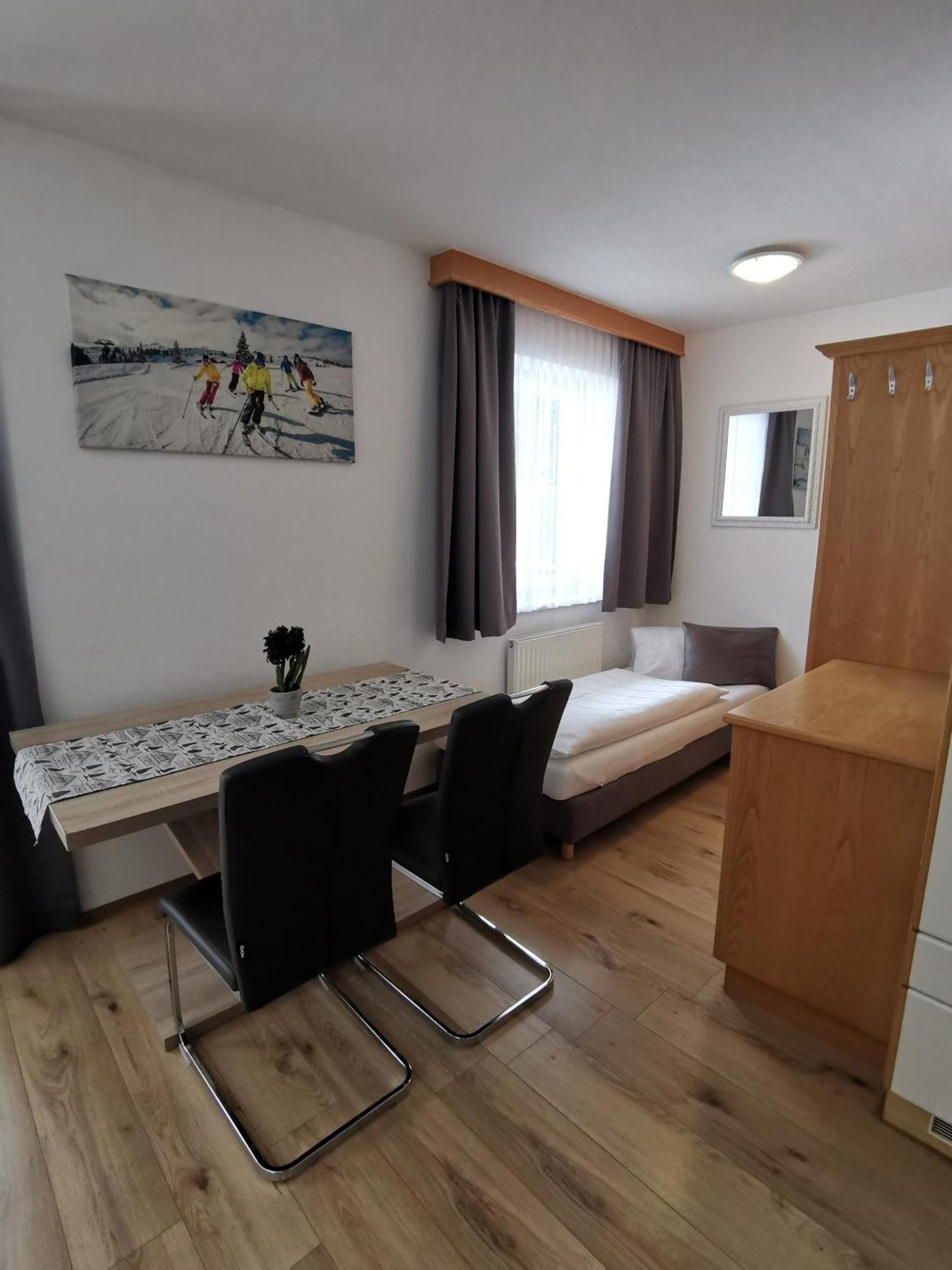 Gaestehaus Amade Flachau Buitenkant foto